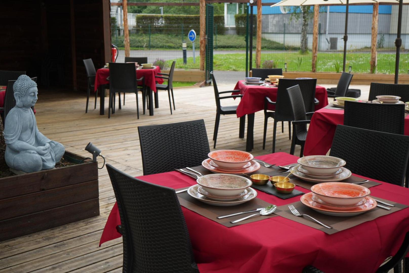 Resort & Camping - Val De Braye Besse-sur-Braye Ngoại thất bức ảnh
